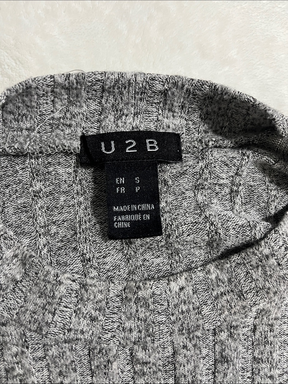 Grey Ribbed Long-Sleeve Women's Top - Picture 3 of 3